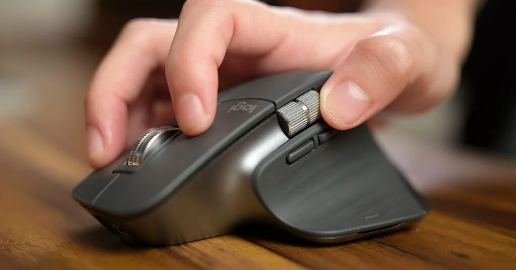 geek-review-logitech-mx-master-3s-13 - Get Smart Home Office